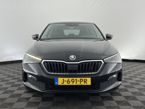 Škoda Scala 1.0 TSI Business Edition (INCL.BTW) Aut. *FULL-LED | DIGI-COCKPIT | HEATED-COMFORTSEATS | CARPLAY | LANE-ASSIST | NAVI-FULLMAP | ECC | PDC | CRUISE | 18''ALU*