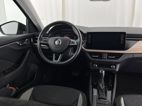 Škoda Scala 1.0 TSI Business Edition (INCL.BTW) Aut. *FULL-LED | DIGI-COCKPIT | HEATED-COMFORTSEATS | CARPLAY | LANE-ASSIST | NAVI-FULLMAP | ECC | PDC | CRUISE | 18''ALU*