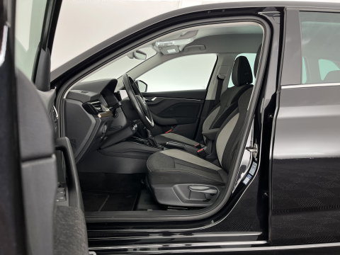 Škoda Scala 1.0 TSI Business Edition (INCL.BTW) Aut. *FULL-LED | DIGI-COCKPIT | HEATED-COMFORTSEATS | CARPLAY | LANE-ASSIST | NAVI-FULLMAP | ECC | PDC | CRUISE | 18''ALU*