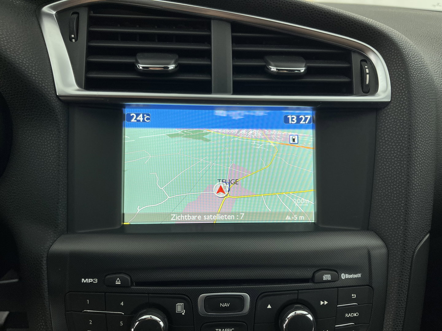 Citroën DS4 1.6 BlueHDi Business *LEATHER-FABRIC | MASSAGE-SPORTSEATS | DENON-AUDIO | NAVI-FULLMAP | BLINDSPOT | PRIVACY-GLASS | ECC | PDC | CRUISE | TOWBAR | 17''ALU*