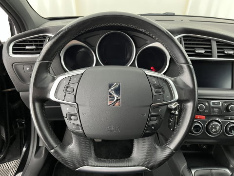 Citroën DS4 1.6 BlueHDi Business *LEATHER-FABRIC | MASSAGE-SPORTSEATS | DENON-AUDIO | NAVI-FULLMAP | BLINDSPOT | PRIVACY-GLASS | ECC | PDC | CRUISE | TOWBAR | 17''ALU*