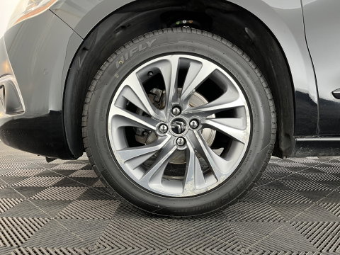 Citroën DS4 1.6 BlueHDi Business *LEATHER-FABRIC | MASSAGE-SPORTSEATS | DENON-AUDIO | NAVI-FULLMAP | BLINDSPOT | PRIVACY-GLASS | ECC | PDC | CRUISE | TOWBAR | 17''ALU*