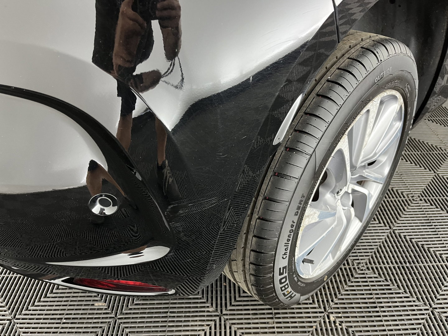 Citroën DS4 1.6 BlueHDi Business *LEATHER-FABRIC | MASSAGE-SPORTSEATS | DENON-AUDIO | NAVI-FULLMAP | BLINDSPOT | PRIVACY-GLASS | ECC | PDC | CRUISE | TOWBAR | 17''ALU*
