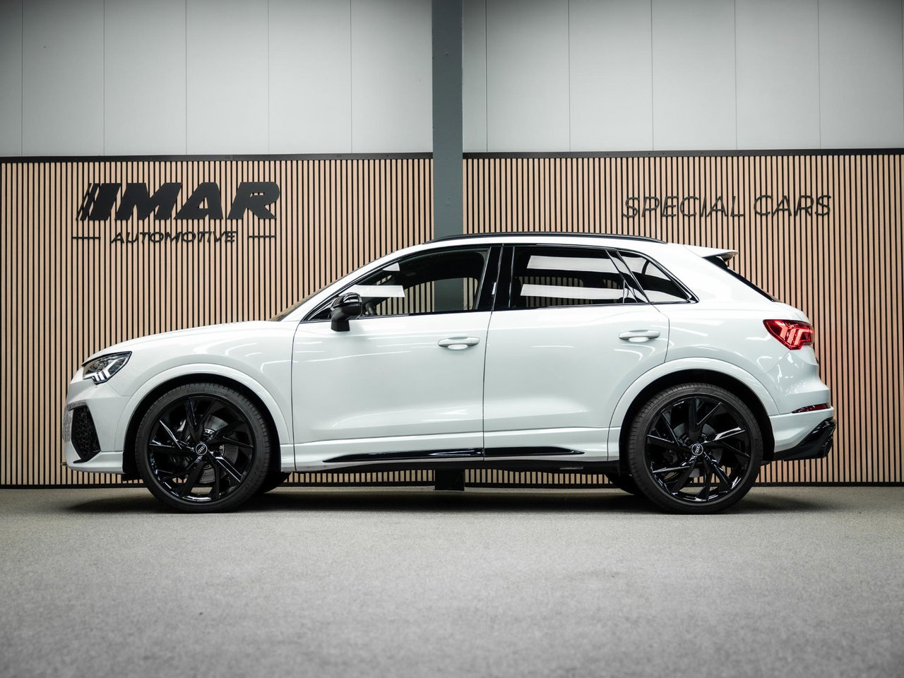 Audi RSQ3