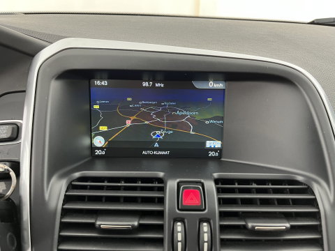 Volvo XC60 2.0 D4 FWD Summum Aut. *PANO | ADAPTIVE-CRUISE | LEATHER | XENON | BLIS | MEMORY-PACK | NAVI-FULLMAP | ECC | PDC | 18''ALU | TOWBAR*