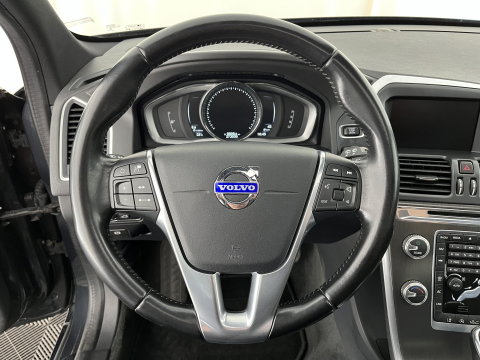 Volvo XC60 2.0 D4 FWD Summum Aut. *PANO | ADAPTIVE-CRUISE | LEATHER | XENON | BLIS | MEMORY-PACK | NAVI-FULLMAP | ECC | PDC | 18''ALU | TOWBAR*