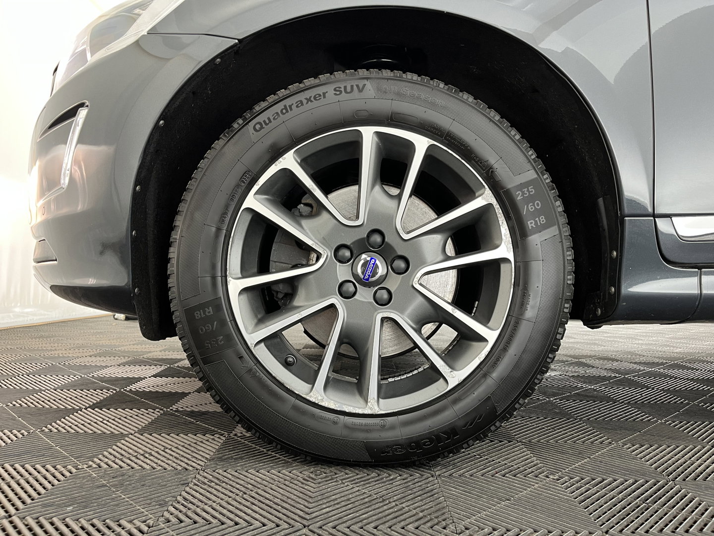 Volvo XC60 2.0 D4 FWD Summum Aut. *PANO | ADAPTIVE-CRUISE | LEATHER | XENON | BLIS | MEMORY-PACK | NAVI-FULLMAP | ECC | PDC | 18''ALU | TOWBAR*