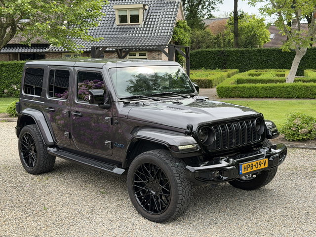 Jeep Wrangler - Unlimited 4xe 380 Sahara Navigatie/Led/Stoel en stuurverwarming/Cruise(adaptieve) Trekhaak/Camera