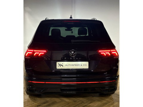 Volkswagen Tiguan 1.5 TSI R-Line PANO KEYLESS CAM