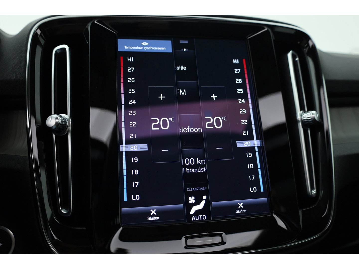 Volvo XC40 1.5 T3 Inscription | Pano-dak | Leer | Harman/ Kardon Audio | Camera | Adap. Cruise control |