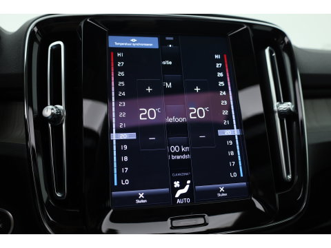 Volvo XC40 1.5 T3 Inscription | Pano-dak | Leer | Harman/ Kardon Audio | Camera | Adap. Cruise control |