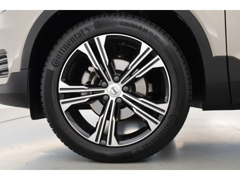 Volvo XC40 1.5 T3 Inscription | Pano-dak | Leer | Harman/ Kardon Audio | Camera | Adap. Cruise control |