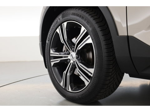 Volvo XC40 1.5 T3 Inscription | Pano-dak | Leer | Harman/ Kardon Audio | Camera | Adap. Cruise control |