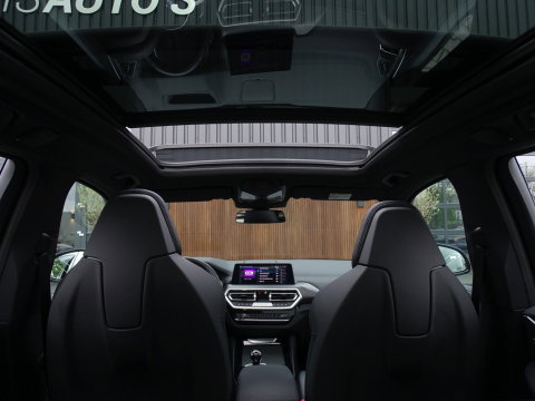 BMW X3 30e 292PK X-Drive M-Sport / Laser / pano / 360°