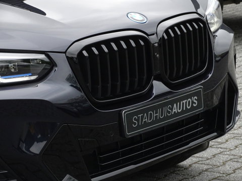 BMW X3 30e 292PK X-Drive M-Sport / Laser / pano / 360°