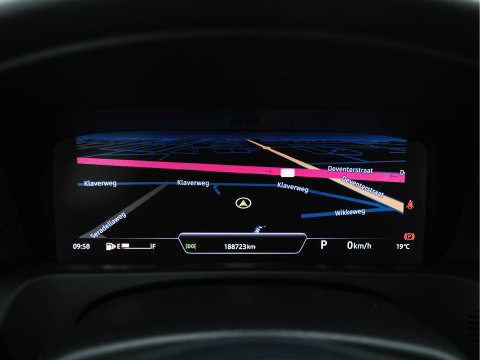 Jaguar XF Sportbrake 2.0d Portfolio Aut. *PANO | LEATHER | FULL-LED | MEMORY-PACK | DIGI-COCKPIT | HEATED-COMFORTSEATS | NAVI-FULLMAP | CAMERA | PRIVACY-GLASS | SHIFTPADDLES | AMBIENT-LIGHT | ECC | PDC | CRUISE | 20''ALU*