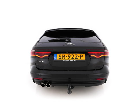 Jaguar XF Sportbrake 2.0d Portfolio Aut. *PANO | LEATHER | FULL-LED | MEMORY-PACK | DIGI-COCKPIT | HEATED-COMFORTSEATS | NAVI-FULLMAP | CAMERA | PRIVACY-GLASS | SHIFTPADDLES | AMBIENT-LIGHT | ECC | PDC | CRUISE | 20''ALU*