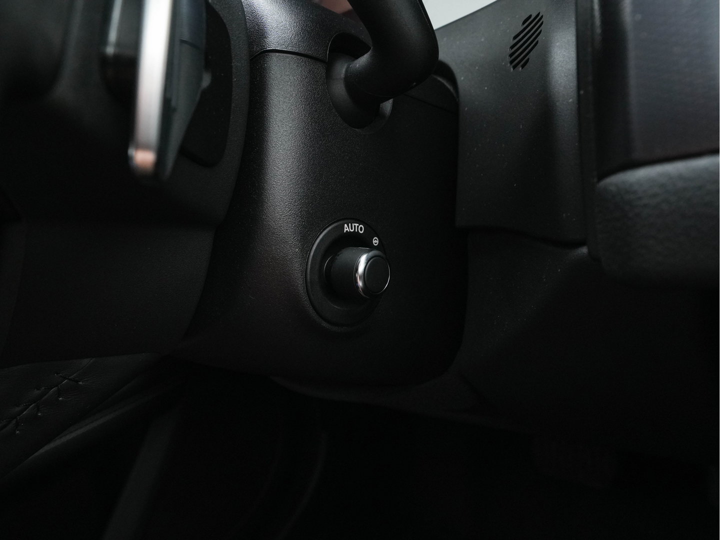 Jaguar XF Sportbrake 2.0d Portfolio Aut. *PANO | LEATHER | FULL-LED | MEMORY-PACK | DIGI-COCKPIT | HEATED-COMFORTSEATS | NAVI-FULLMAP | CAMERA | PRIVACY-GLASS | SHIFTPADDLES | AMBIENT-LIGHT | ECC | PDC | CRUISE | 20''ALU*