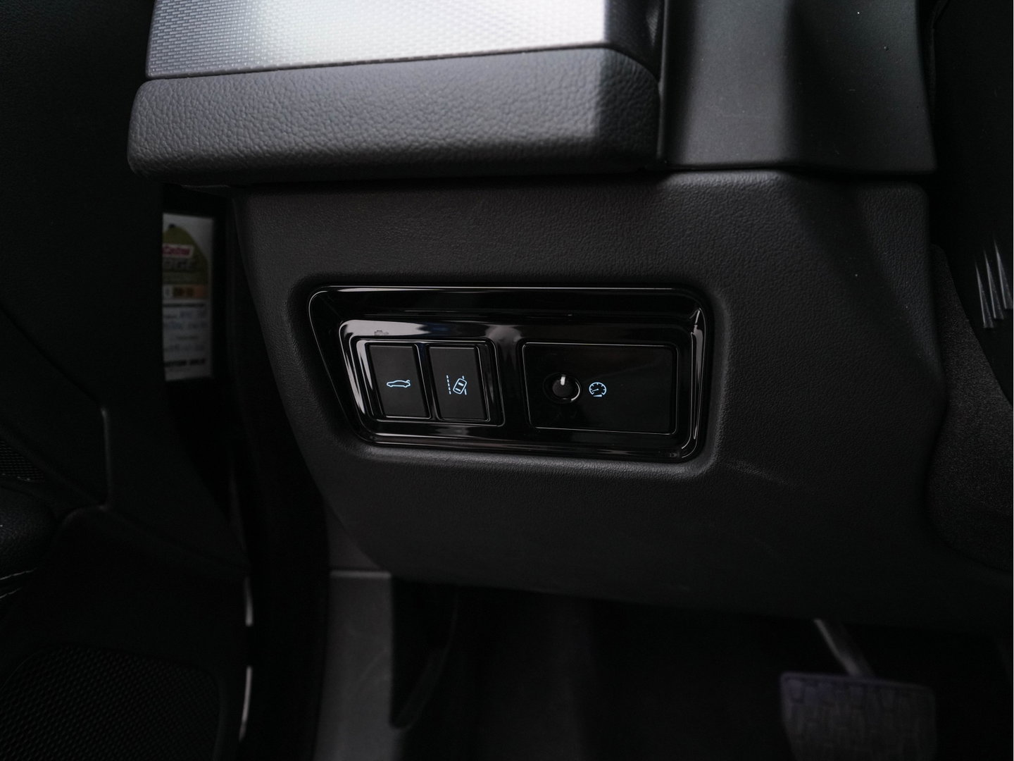 Jaguar XF Sportbrake 2.0d Portfolio Aut. *PANO | LEATHER | FULL-LED | MEMORY-PACK | DIGI-COCKPIT | HEATED-COMFORTSEATS | NAVI-FULLMAP | CAMERA | PRIVACY-GLASS | SHIFTPADDLES | AMBIENT-LIGHT | ECC | PDC | CRUISE | 20''ALU*