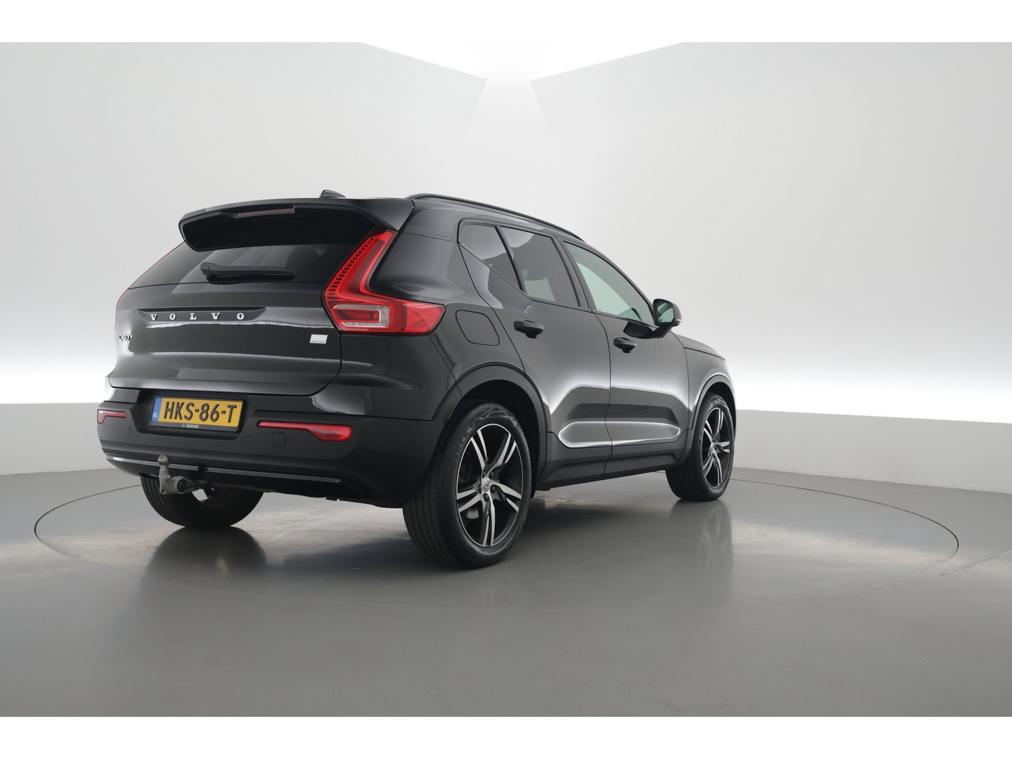 Volvo XC40 1.5 T5 Recharge R-Design | 262 PK | Trekhaak | Adap. Cruise control | Blis | Elek Stoelen | Camera |