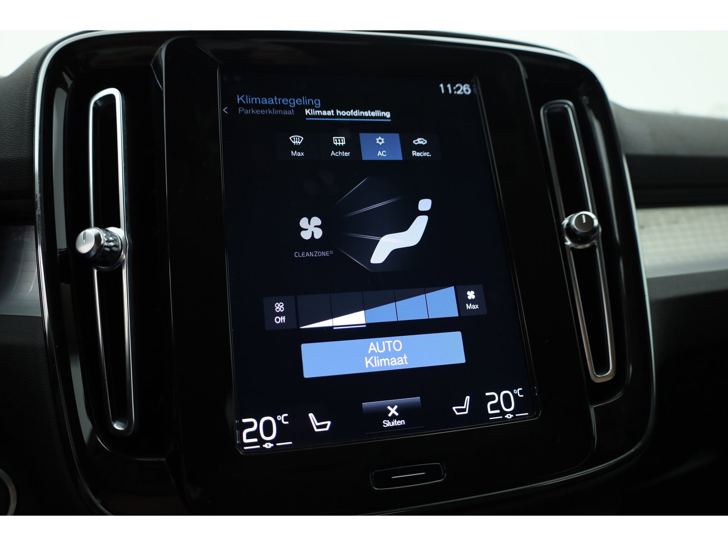 Volvo XC40 1.5 T5 Recharge R-Design | 262 PK | Trekhaak | Adap. Cruise control | Blis | Elek Stoelen | Camera |