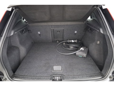Volvo XC40 1.5 T5 Recharge R-Design | 262 PK | Trekhaak | Adap. Cruise control | Blis | Elek Stoelen | Camera |