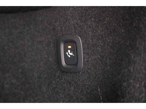 Volvo XC40 1.5 T5 Recharge R-Design | 262 PK | Trekhaak | Adap. Cruise control | Blis | Elek Stoelen | Camera |
