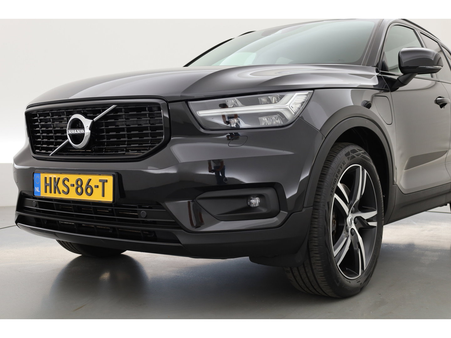 Volvo XC40 1.5 T5 Recharge R-Design | 262 PK | Trekhaak | Adap. Cruise control | Blis | Elek Stoelen | Camera |