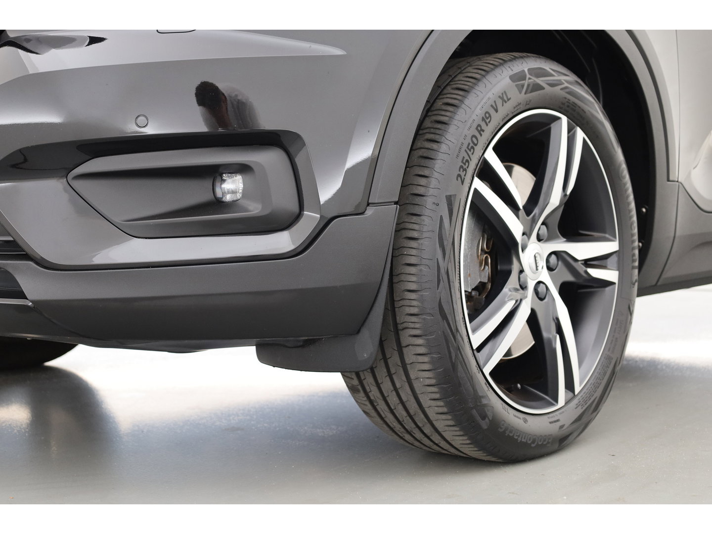 Volvo XC40 1.5 T5 Recharge R-Design | 262 PK | Trekhaak | Adap. Cruise control | Blis | Elek Stoelen | Camera |