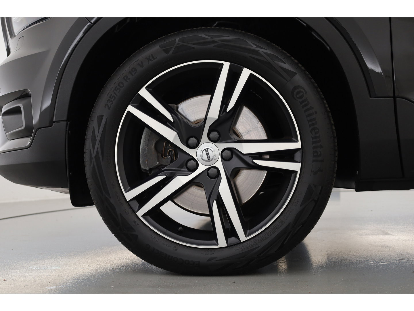 Volvo XC40 1.5 T5 Recharge R-Design | 262 PK | Trekhaak | Adap. Cruise control | Blis | Elek Stoelen | Camera |