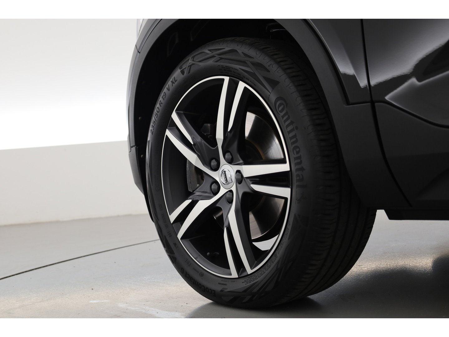 Volvo XC40 1.5 T5 Recharge R-Design | 262 PK | Trekhaak | Adap. Cruise control | Blis | Elek Stoelen | Camera |