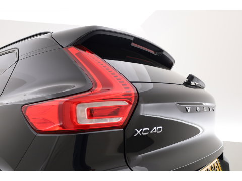 Volvo XC40 1.5 T5 Recharge R-Design | 262 PK | Trekhaak | Adap. Cruise control | Blis | Elek Stoelen | Camera |