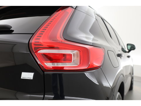 Volvo XC40 1.5 T5 Recharge R-Design | 262 PK | Trekhaak | Adap. Cruise control | Blis | Elek Stoelen | Camera |