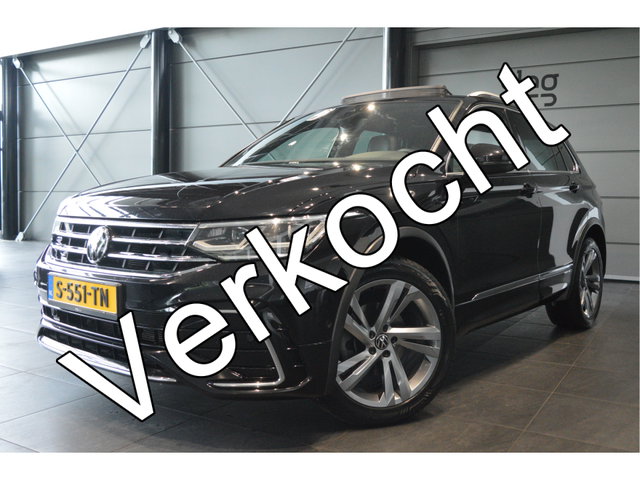 Volkswagen Tiguan - 1.5 TSI 2X R-LINE navi pano leer camera trekhaak 150 pk !!