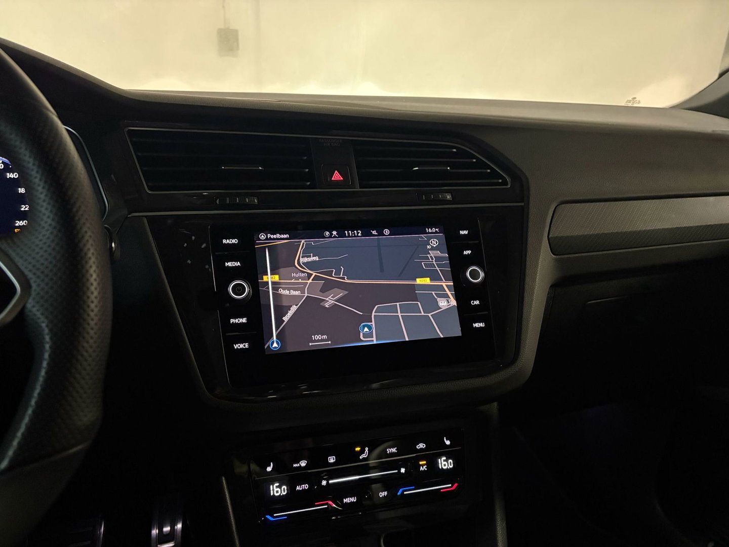 Volkswagen Tiguan 1.5 TSI R-Line PANO KEYLESS CAM