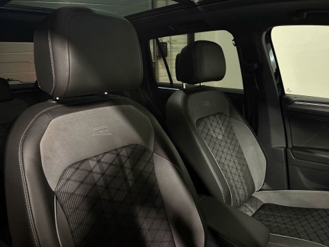 Volkswagen Tiguan 1.5 TSI R-Line PANO KEYLESS CAM
