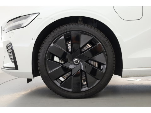 Volvo V60 2.0 T6 Plug-in hybrid AWD Plus Dark | Pano-dak | Head-up | 360 camera | Adap. Cruise | H&K Audio |