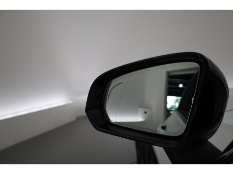 Volvo V60 2.0 T6 Plug-in hybrid AWD Plus Dark | Pano-dak | Head-up | 360 camera | Adap. Cruise | H&K Audio |