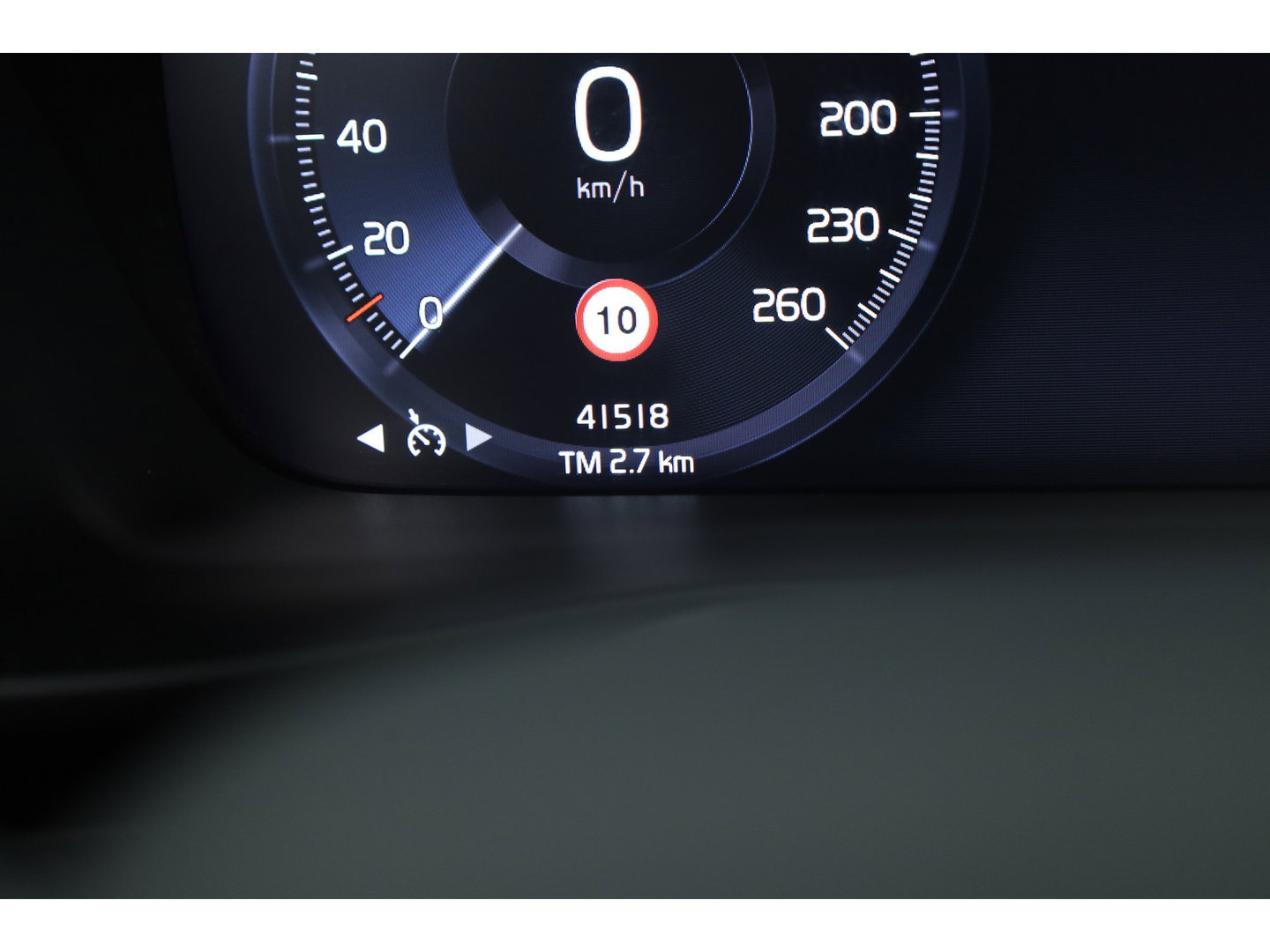 Volvo XC40 1.5 T5 Recharge R-Design | Pano-dak | Harman/ Kardon | 360 camera | Stoel + stuurverw. | Dode hoek | 20 inch |