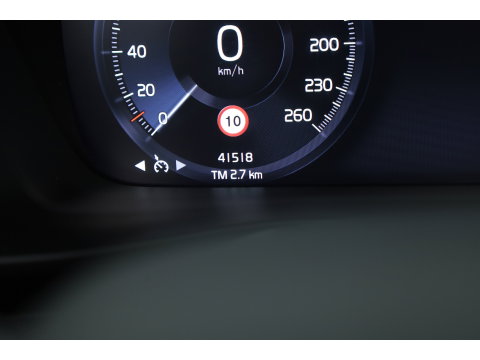 Volvo XC40 1.5 T5 Recharge R-Design | Pano-dak | Harman/ Kardon | 360 camera | Stoel + stuurverw. | Dode hoek | 20 inch |