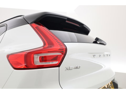 Volvo XC40 1.5 T5 Recharge R-Design | Pano-dak | Harman/ Kardon | 360 camera | Stoel + stuurverw. | Dode hoek | 20 inch |