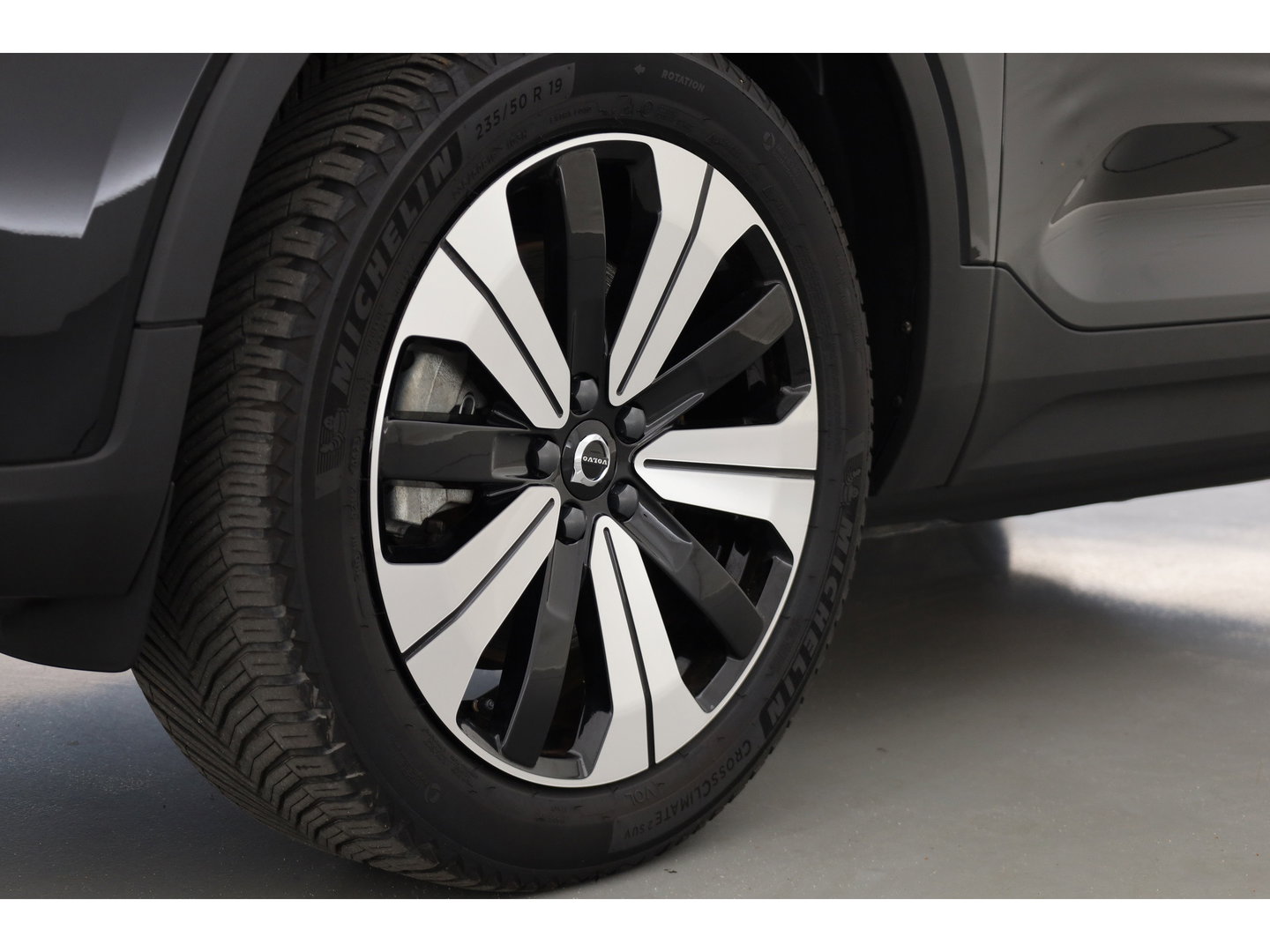 Volvo XC40 Recharge Core 70 kWh | SOH 94% | Warmte pomp | Camera | Stoel + Stuurverw. | Google |
