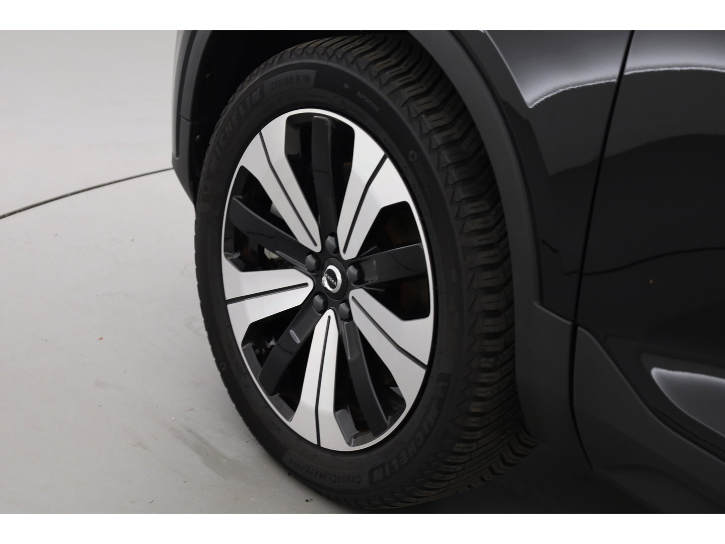 Volvo XC40 Recharge Core 70 kWh | SOH 94% | Warmte pomp | Camera | Stoel + Stuurverw. | Google |