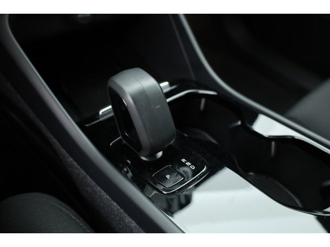 Volvo XC40 Recharge Core 70 kWh | SOH 94% | Warmte pomp | Camera | Stoel + Stuurverw. | Google |
