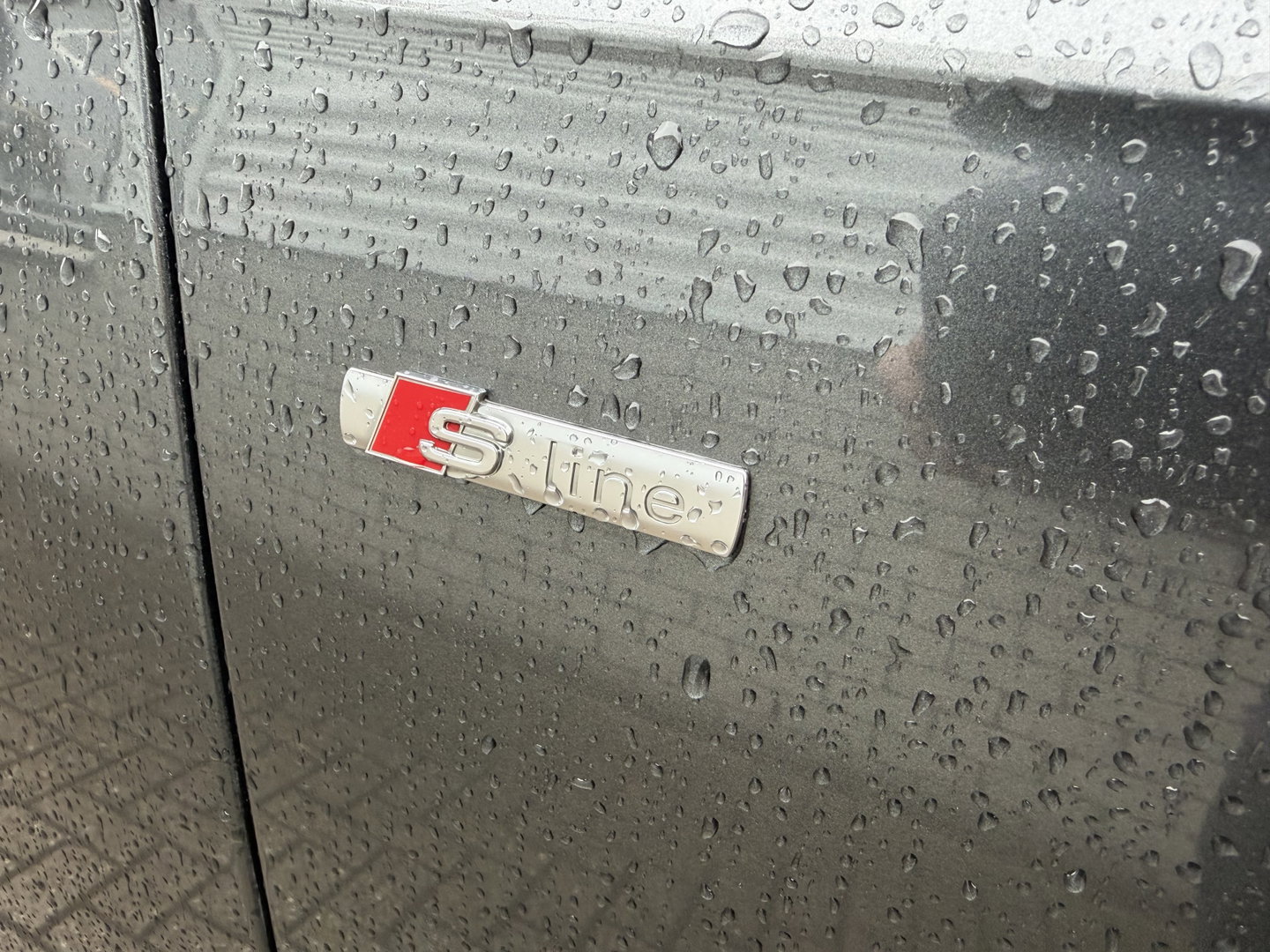 Audi Q7 3.0 TDI V6 272pk automaat quattro / 2 persoons / grijs kenteken / S-Line / euro 6 / vaste prijs rijklaar € 25.950 ex btw / cruise en climate control / leer alcantara