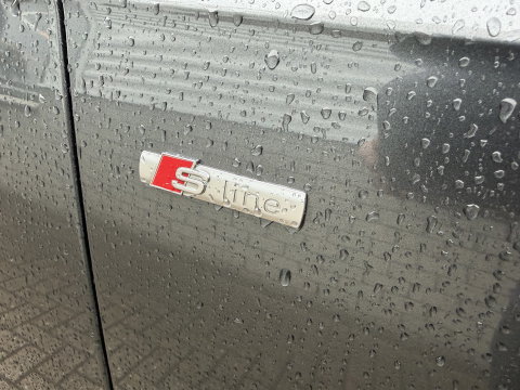 Audi Q7 3.0 TDI V6 272pk automaat quattro / 2 persoons / grijs kenteken / S-Line / euro 6 / vaste prijs rijklaar € 25.950 ex btw / cruise en climate control / leer alcantara