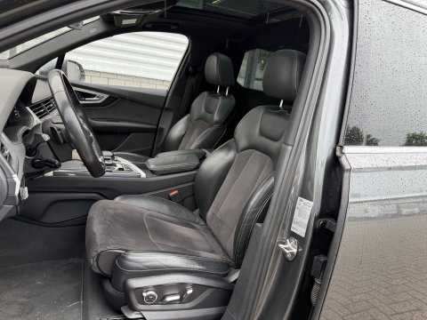 Audi Q7 3.0 TDI V6 272pk automaat quattro / 2 persoons / grijs kenteken / S-Line / euro 6 / vaste prijs rijklaar € 25.950 ex btw / cruise en climate control / leer alcantara