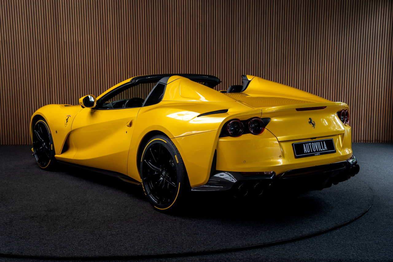 Ferrari 812 GTS