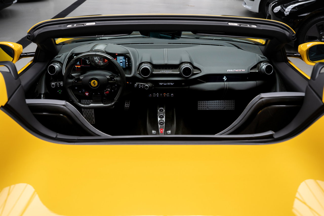 Ferrari 812 GTS