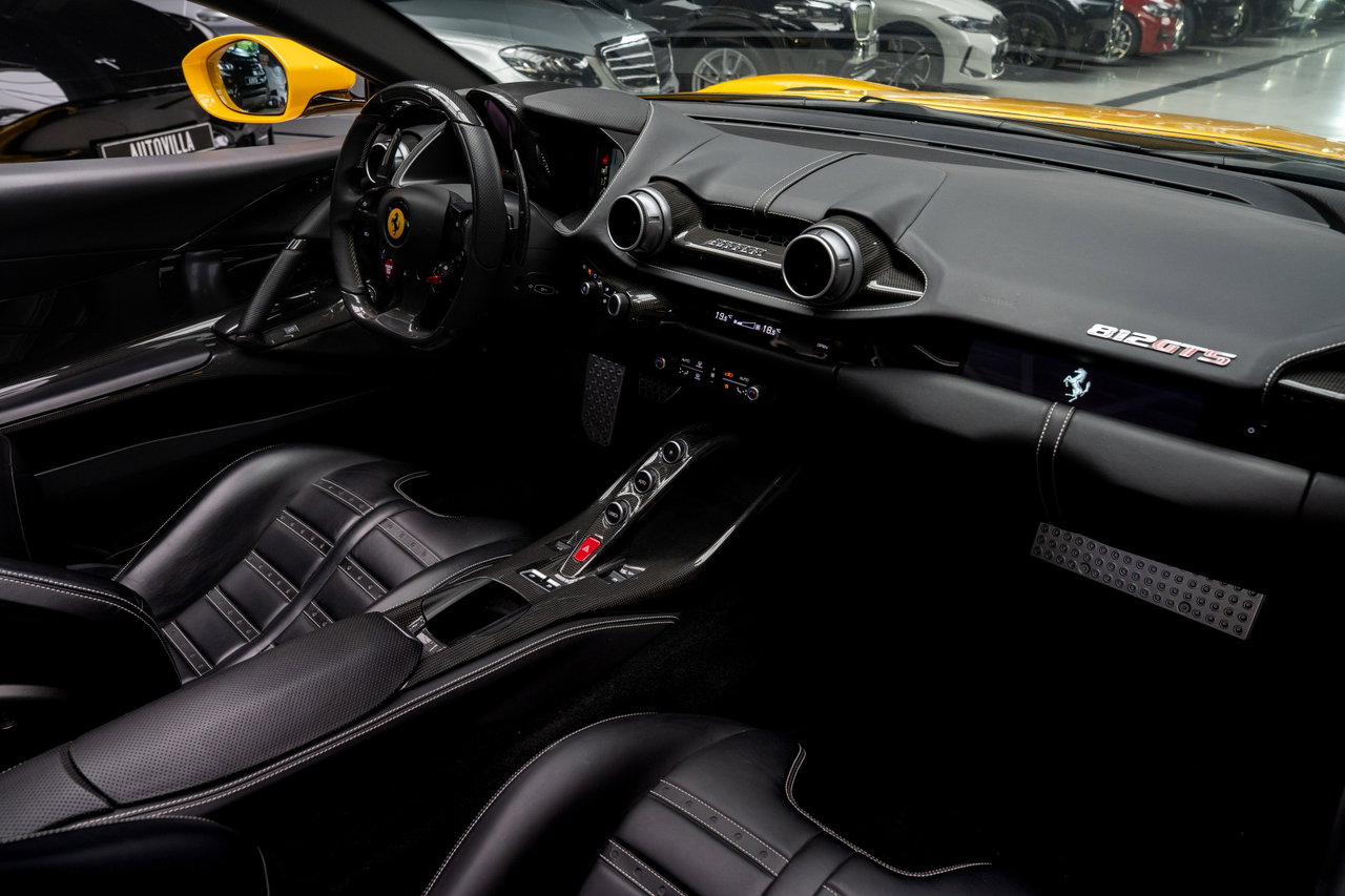 Ferrari 812 GTS